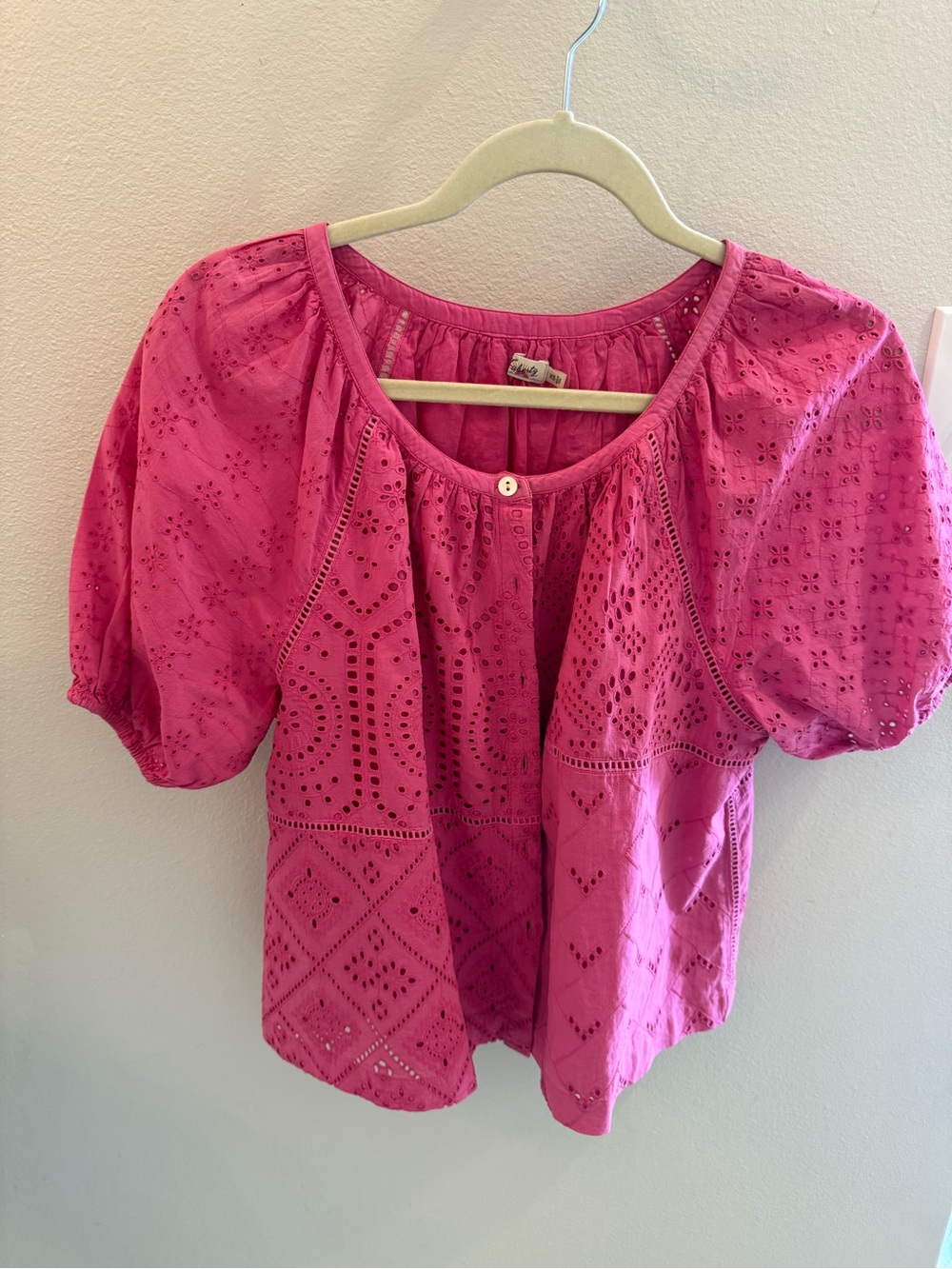 Faherty Hot Pink Eyelet Puff-Sleeve Blouse